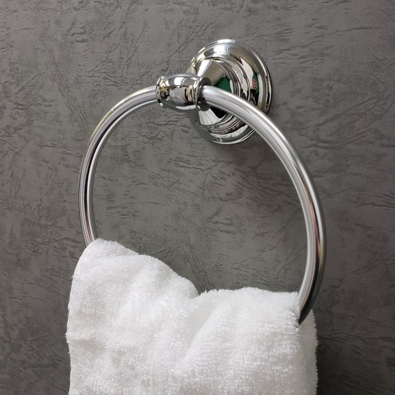 Ensemble de quincaillerie de salle de bain 4 pièces Highlander, Chrome