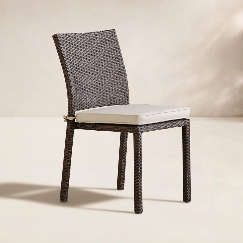 Chaise d'appoint de patio en osier Alyisa, Blanc performance, Brun