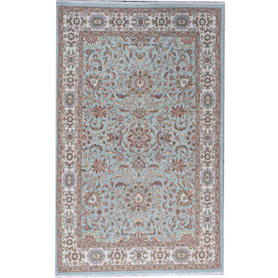 Tapis vert et ivoire noué à la main de haute qualité
