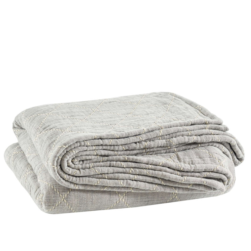 Tilden Natural/Grey Matelasse Coverlet, Twin/Twin XL Coverlet
