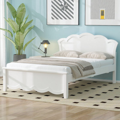 Lit plateforme simple en bois avec tête de lit, blanc