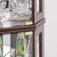Vitrine de coin lumineuse avec portes en verre pour le salon
