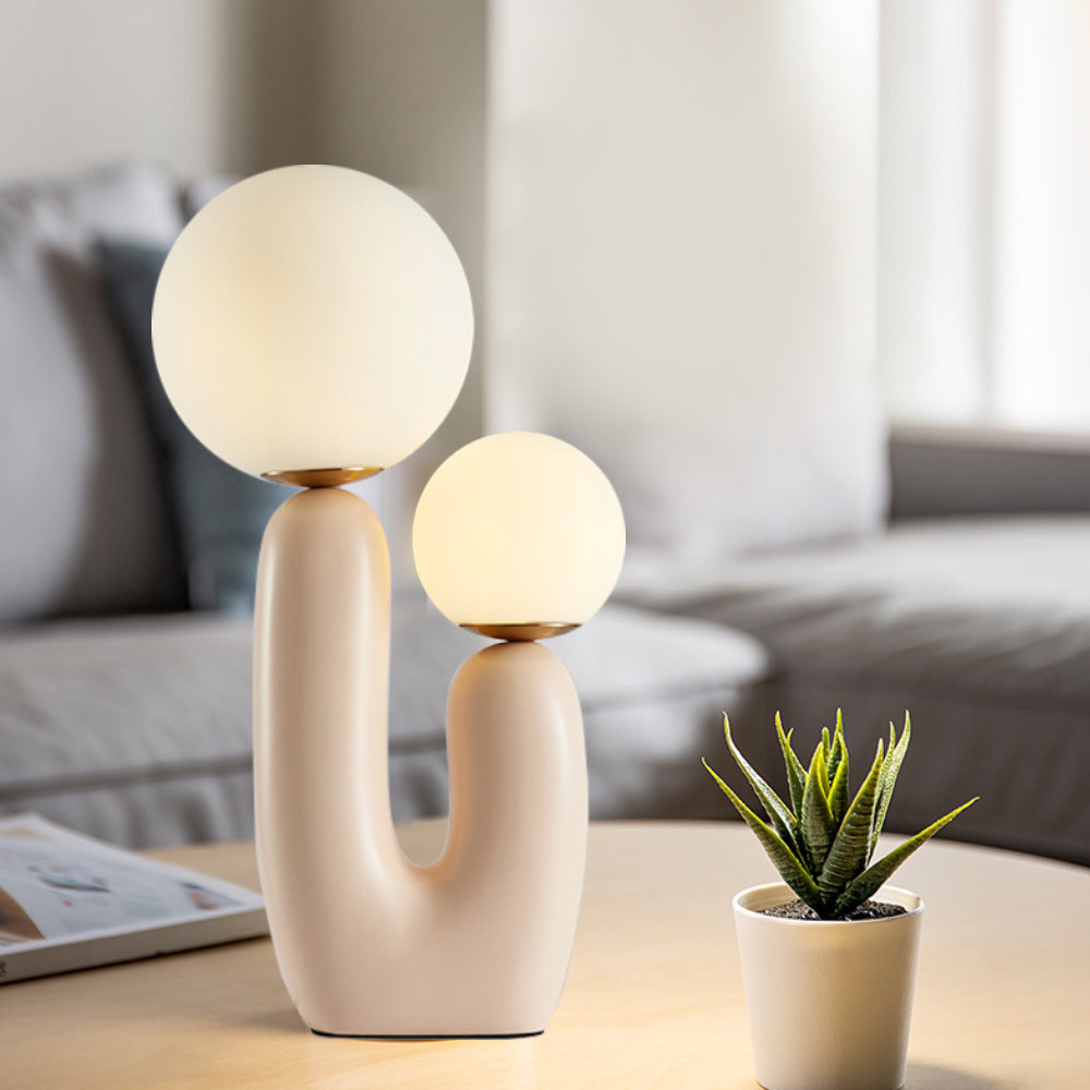 Yuma Resin Table Lamp, Beige