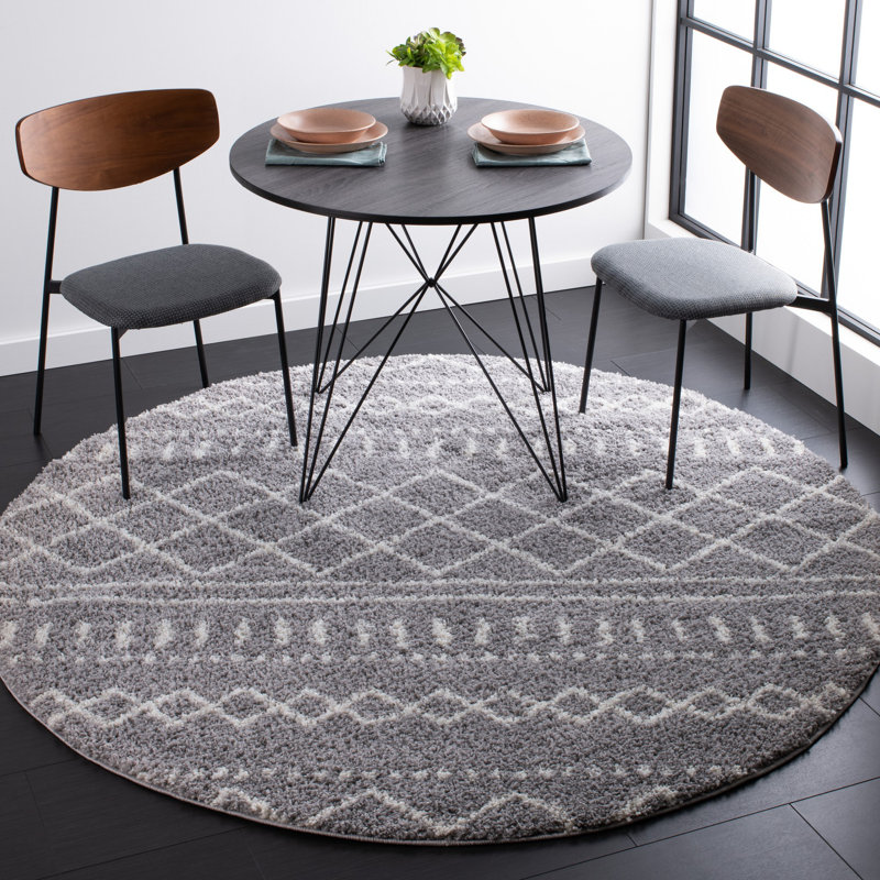 Develin Performance Chevron Rug, Round 3'2", Gray/Ivory