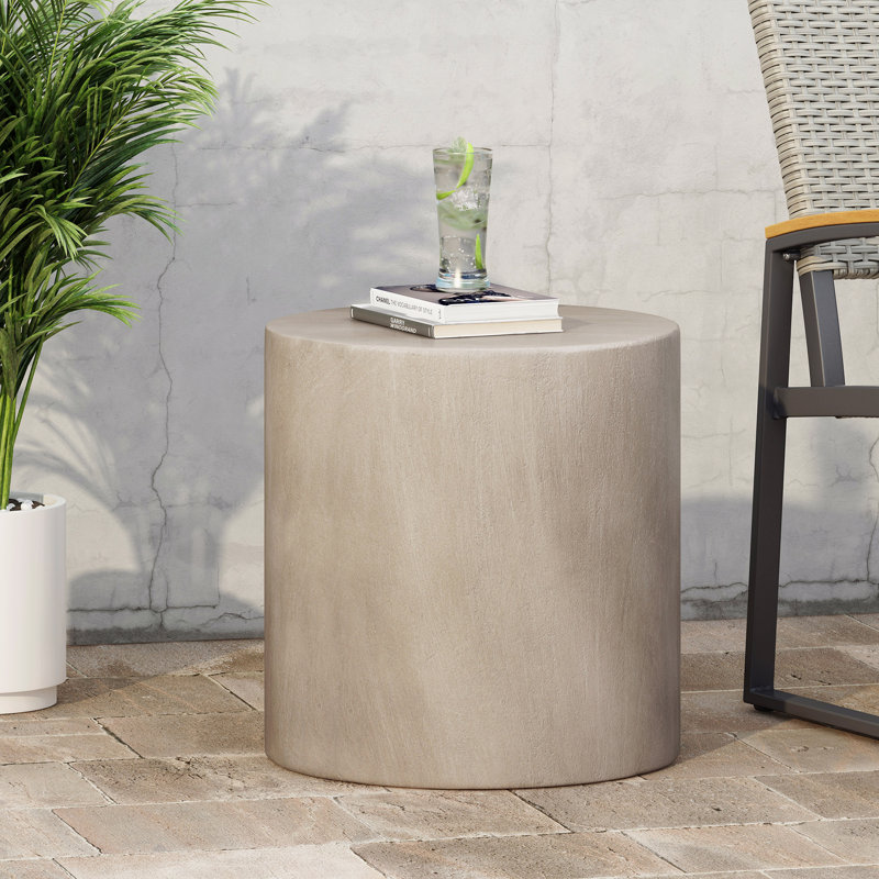 Table d'appoint d'extérieur en béton léger