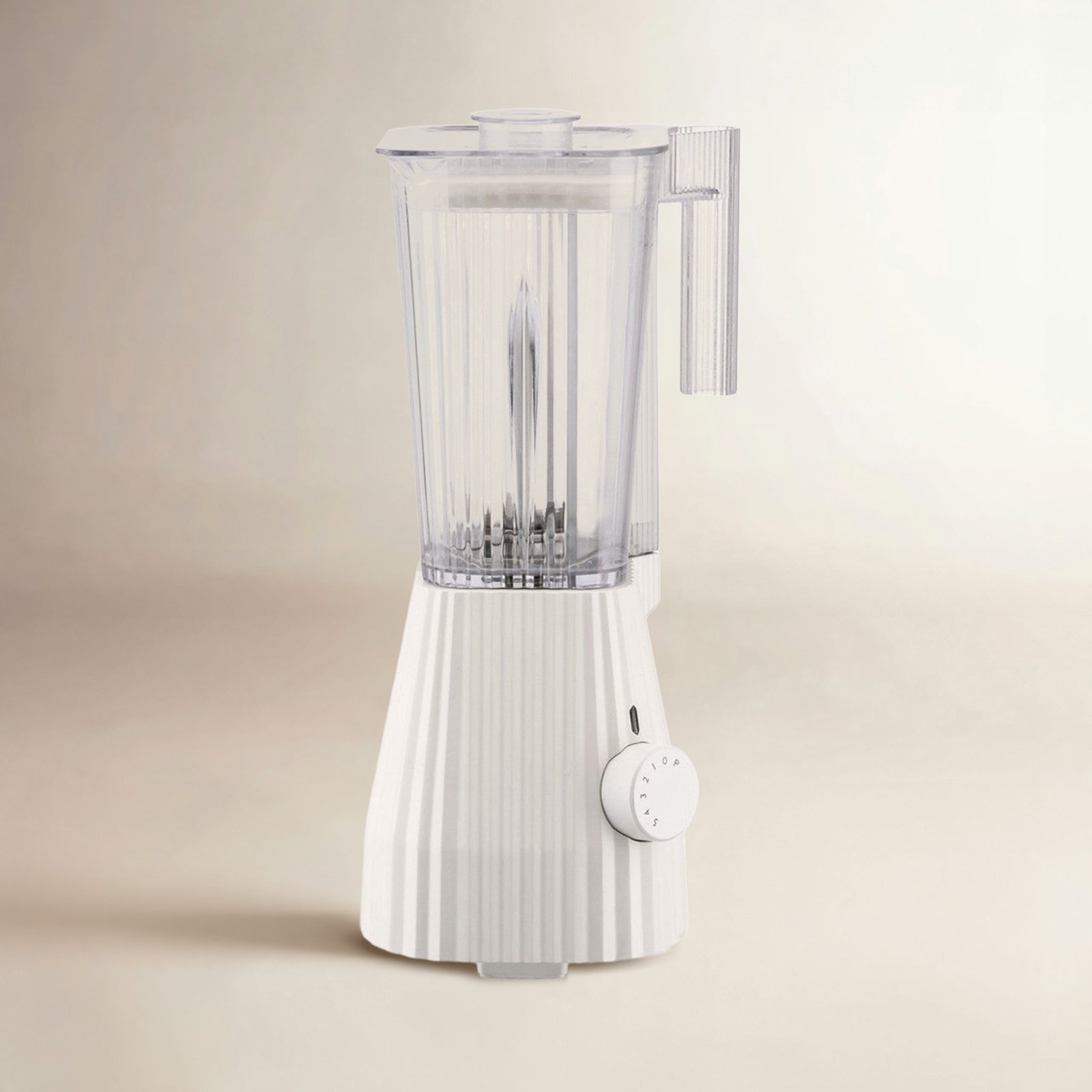 Plissé Countertop Blender, White