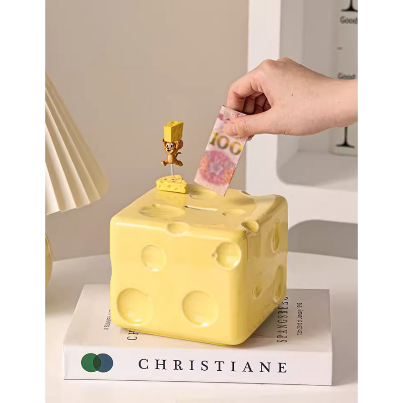 Kingzley Figurines & Sculptures, Yellow