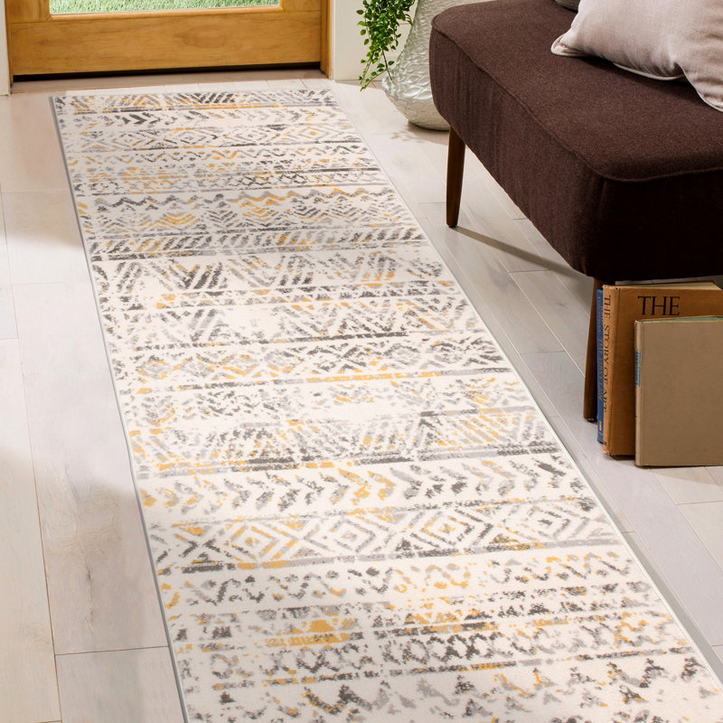 Geometric Gray/Yellow/Ivory Area Rug, Runner 2' x 7'