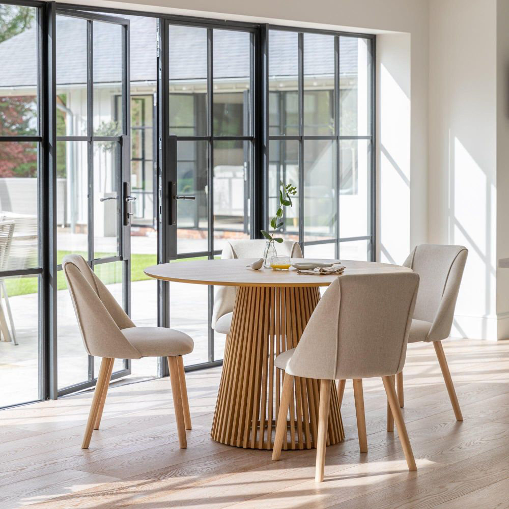 Hopley 4 - Person Dining Set