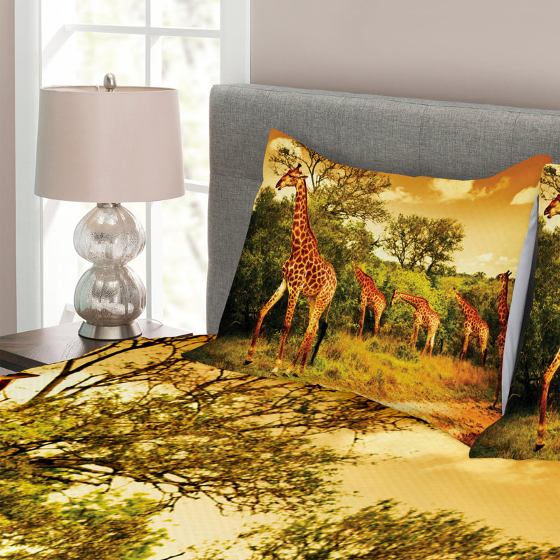 Dark Orange/Green Microfibre Bedspread, 220 x 264 cm