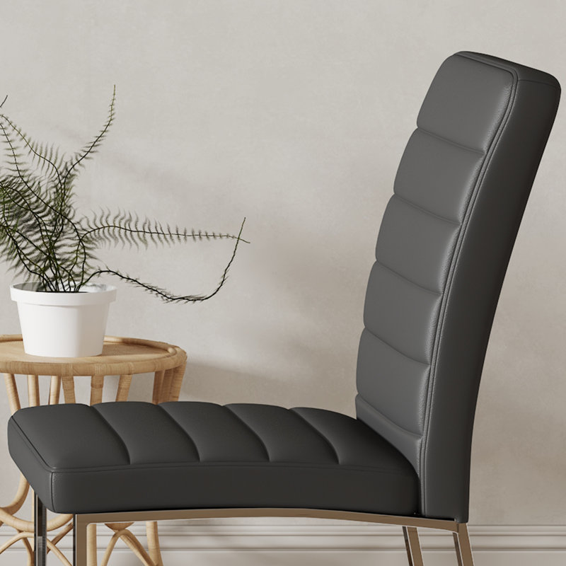 Ensemble de 6 chaises robustes: coussin de 2,1 po d'épaisseur, structure en fer, parfait pour la maison ou le bureau. Couleurs classiques, bon rapport qualité-prix