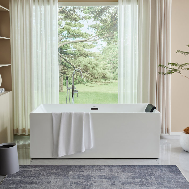 Chloe 59" x 30" Freestanding Soaking Bathtub, White/Oil Rubbed Bronze