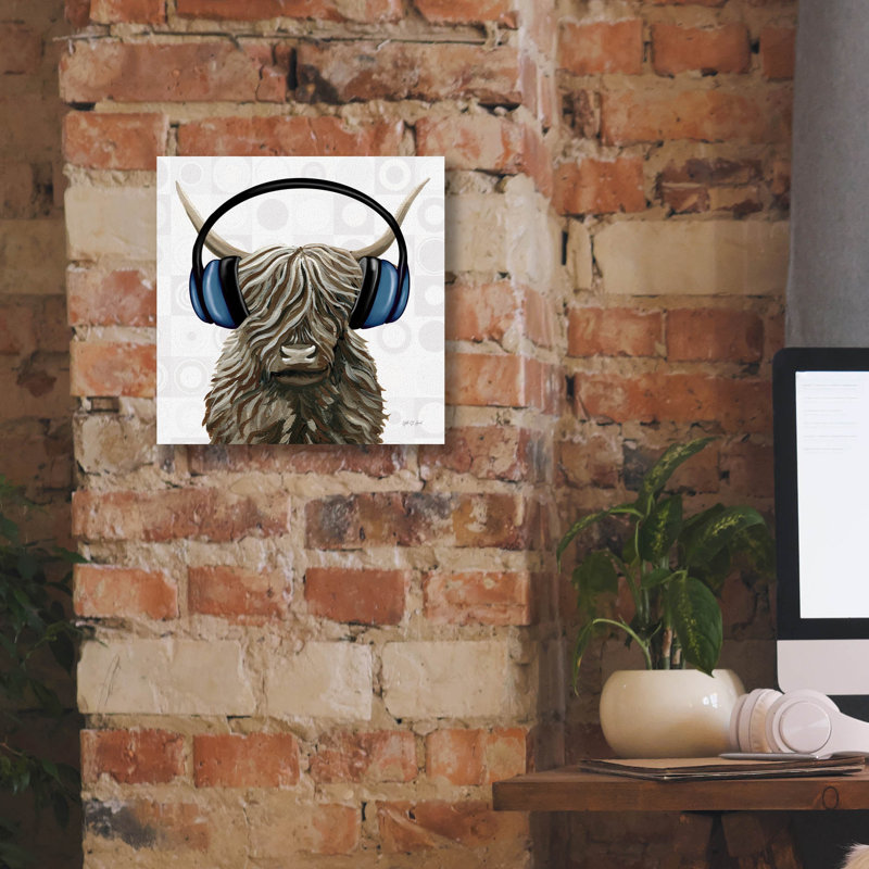 «Music Cow Blue C» par Yvette St. Amant, art mural sur toile, H 12 po x l 12 po x P 0,75 po