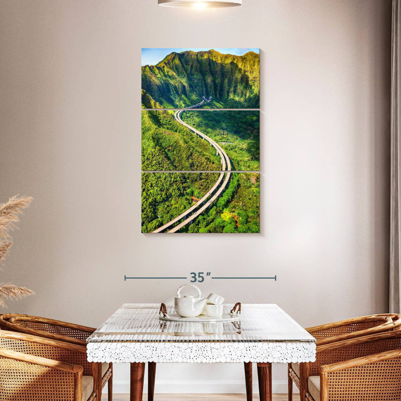 Mehar Oahu Freeway, 45" H x 28" W