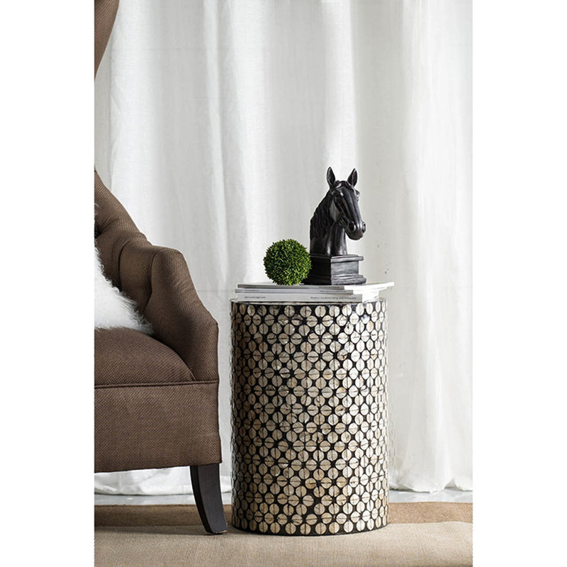 Tabouret d'appoint Modern Shell, noir et or, rehausse la décoration intérieure