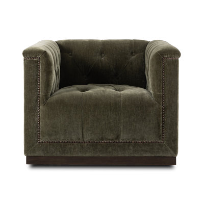 Maxx Swivel Chair