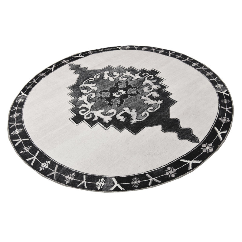 Antwane Oriental Indoor Rug, Round 3'6"