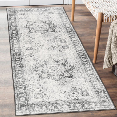 Lefkothea Joy Vintage Machine Washable Area Rug