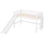 Lit mezzanine simple de taille simple avec échelle et glissade, parfait pour s'amuser et économiser de l'espace dans les chambres-861347990