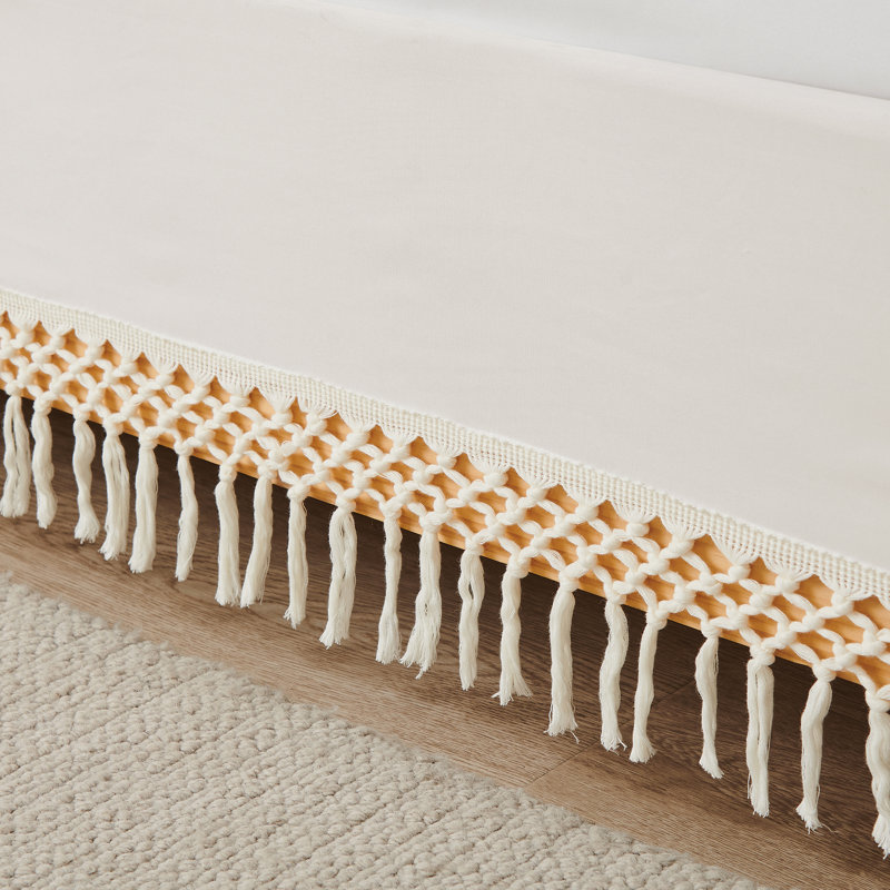 Jupe de lit Boho à franges en macramé de 14 po par Sweet Jojo Designs