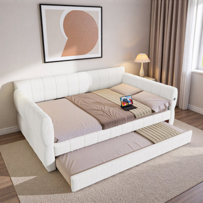 Upholstered Daybed With Usb And Trundle