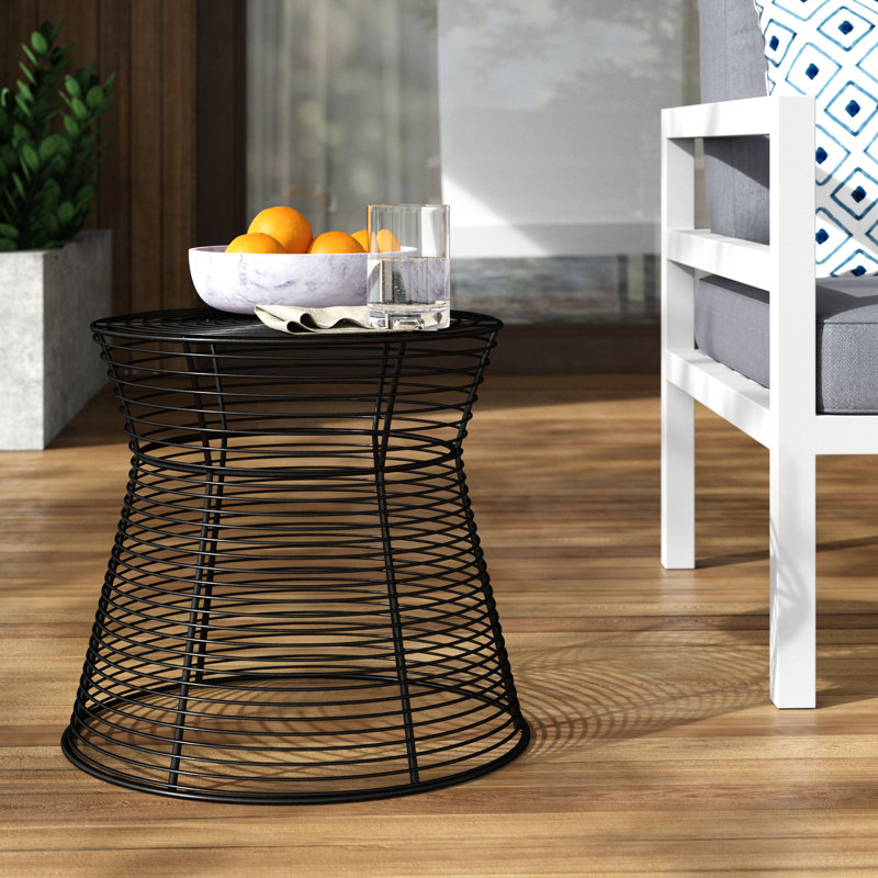 Table d'appoint en fer Danijela