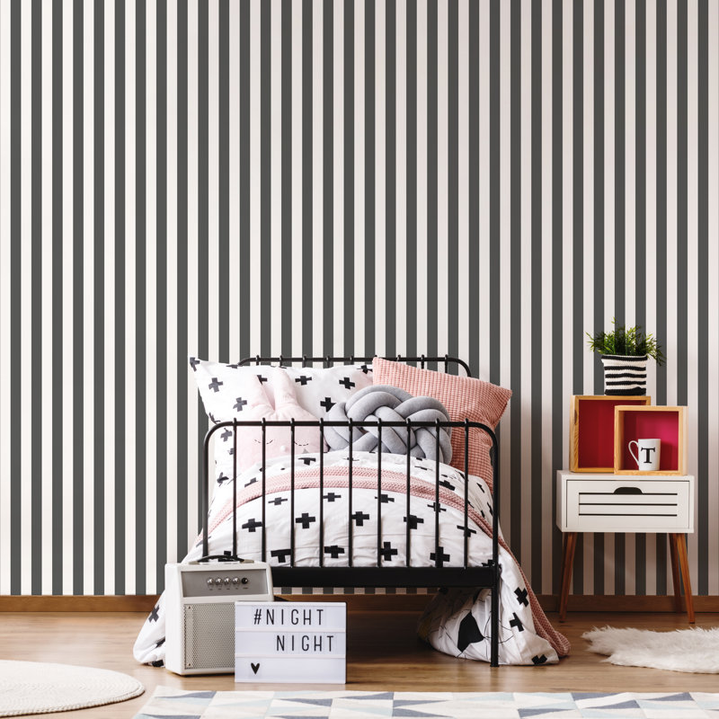 Classic Stripe - Black & White