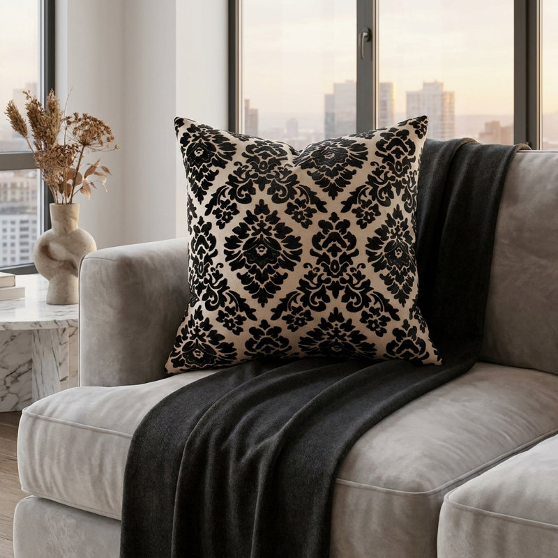 Oreiller floral Fantasy Luxury, 24 po x 24 po, Coussin de sol