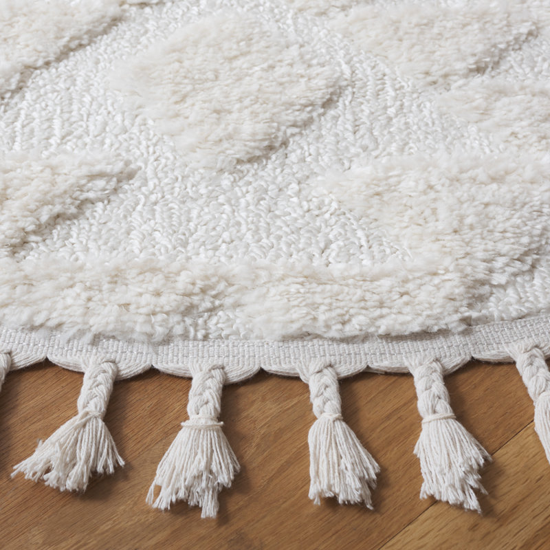 Kaitlen Tassel Shag Performance Southwestern Rug, Round 6'7"