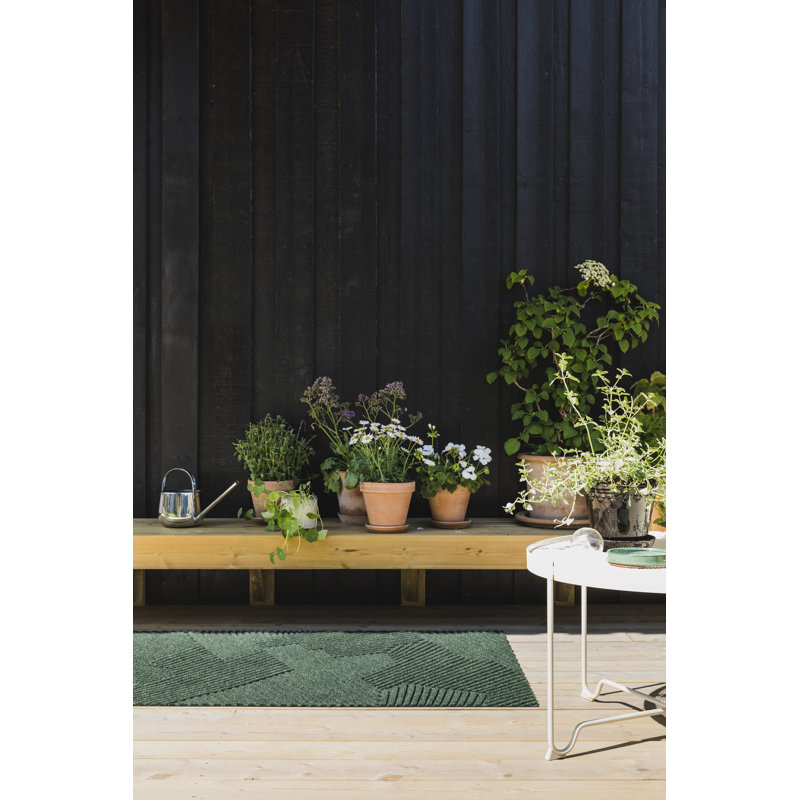 Stra, 33" W x 51" L