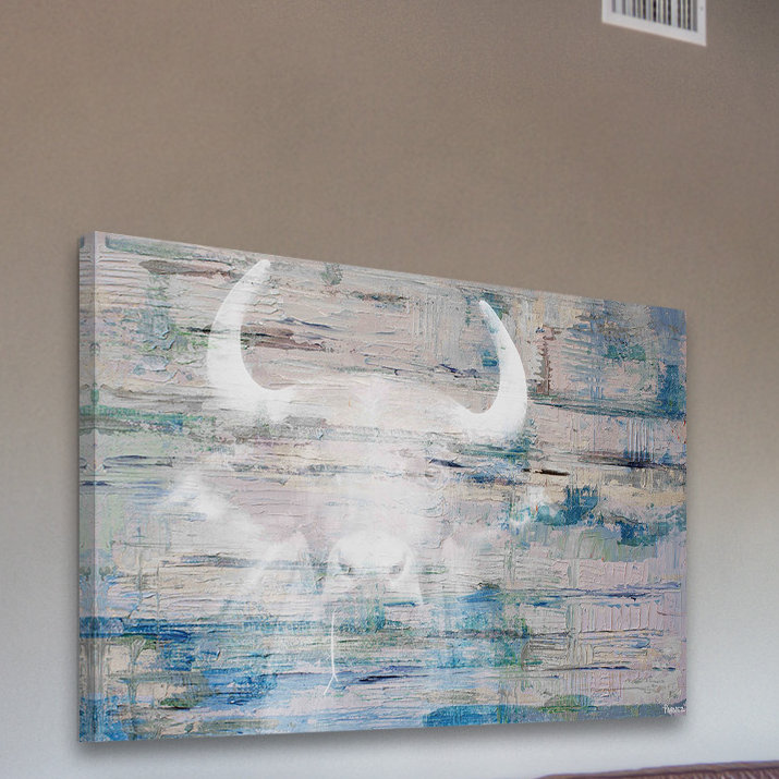 « white bull shadow » par parvez taj,, reproduction d’art sur toile tendue, H 12 po x l 18 po x P 1,5 po