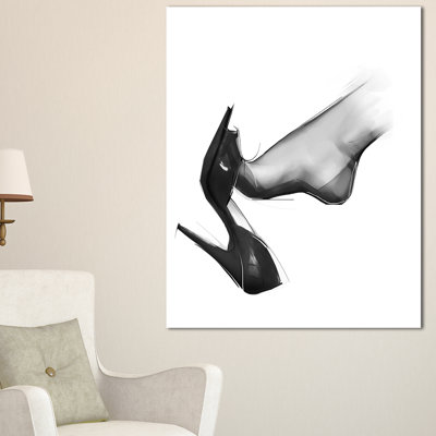 " Leg Wearing High Heel Shoe "