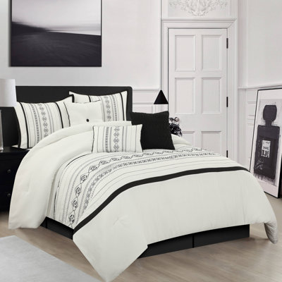Joelle 7 Piece Geometric Comforter Set