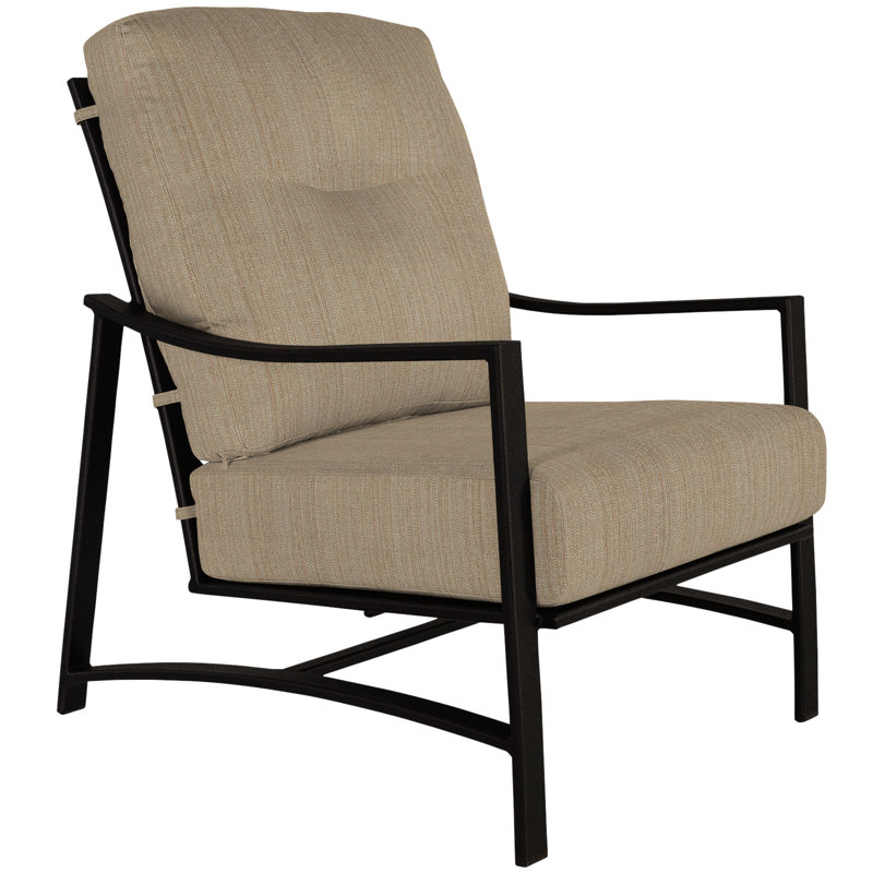 Avana Outdoor Lounge Chair, Carbon Black, Sahara Cafe