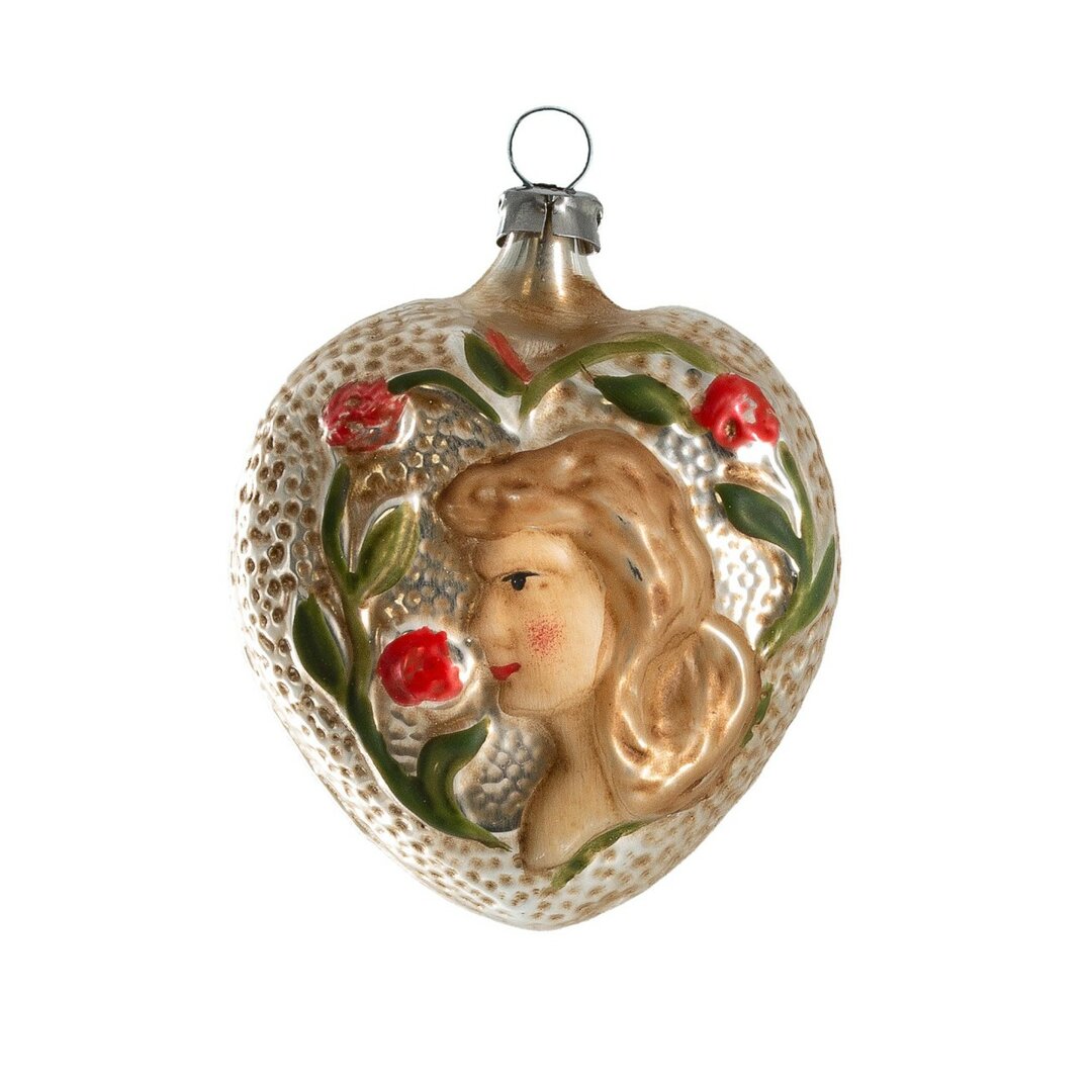 Geformtes Ornament für Weihnachten Herz mit Mädchen und Rosen