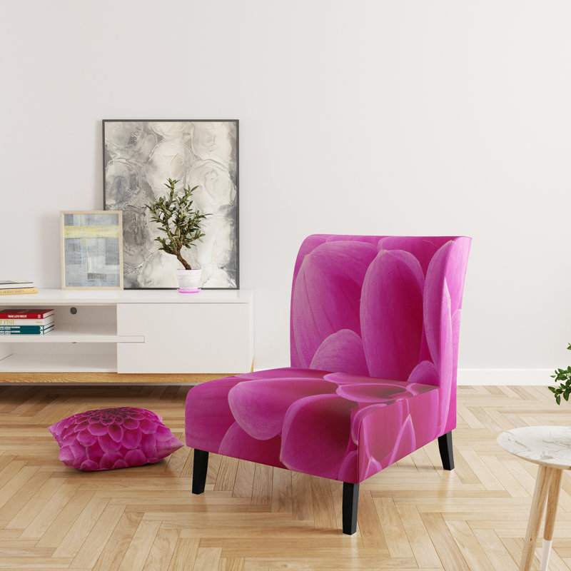 Fauteuil de chambre rembourré en pétales de fleurs abstraits rose foncé