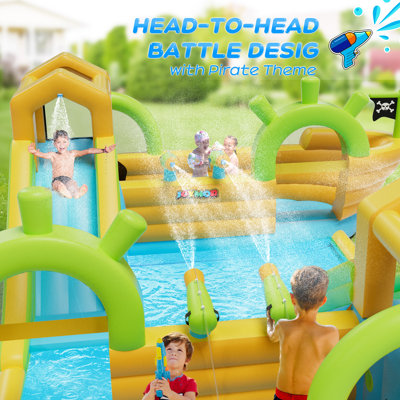 Jeu gonflable avec piscine