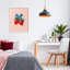 Paire de fraises avec giclée encadrée par un arc bleu, design par Imagine It Images-72582342-72582347