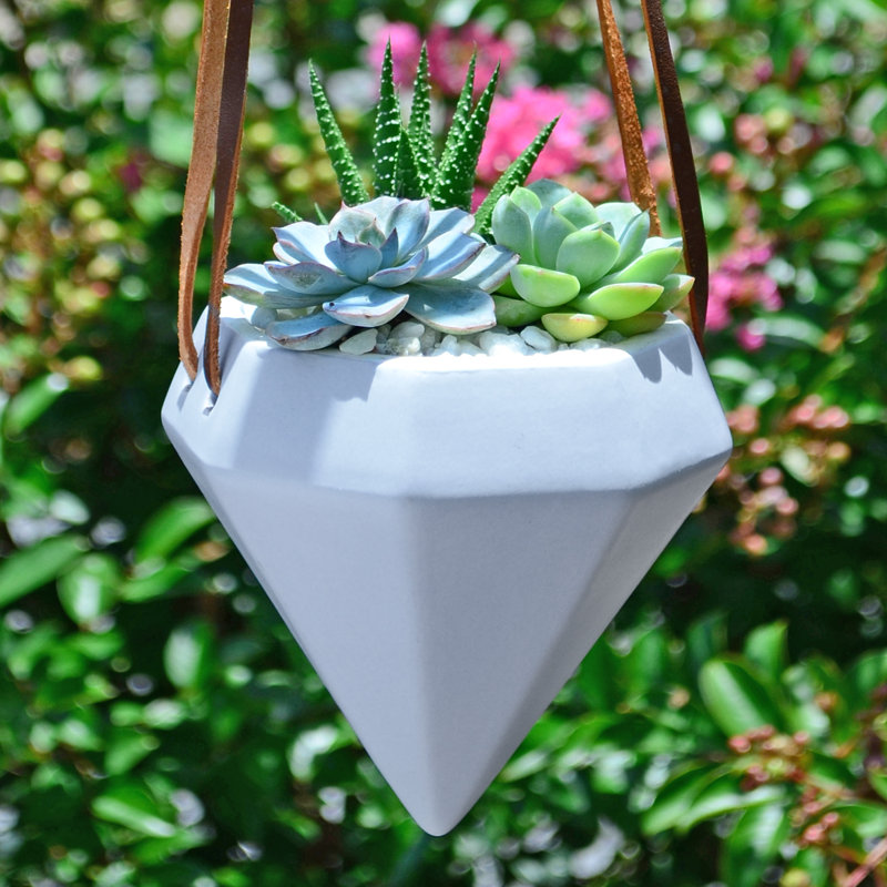 Pot à fleurs suspendu en céramique Guilford Diamond, Noir