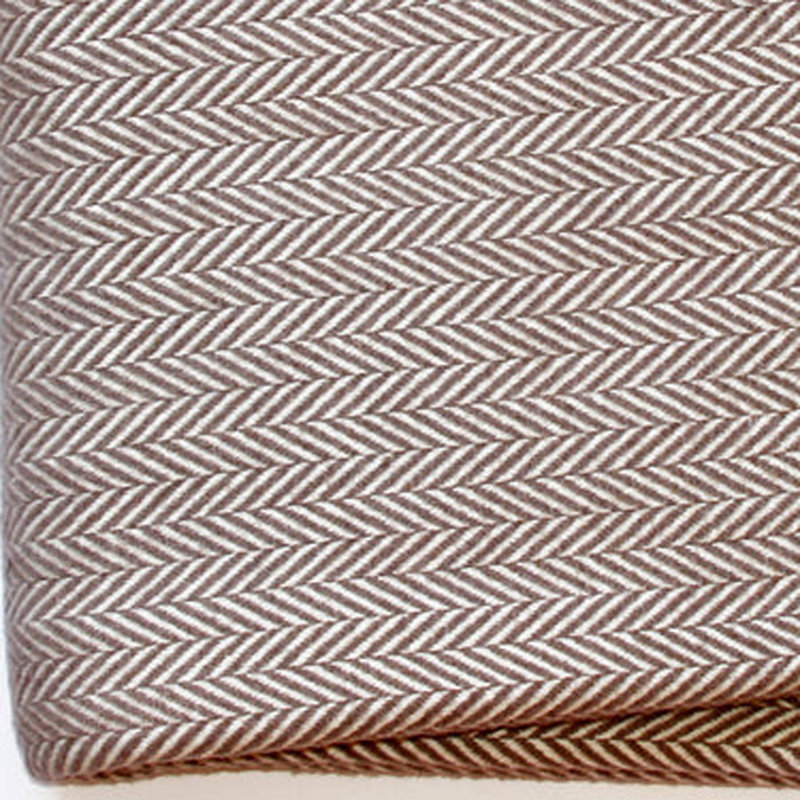 Jeté Slanted, Brun à chevrons