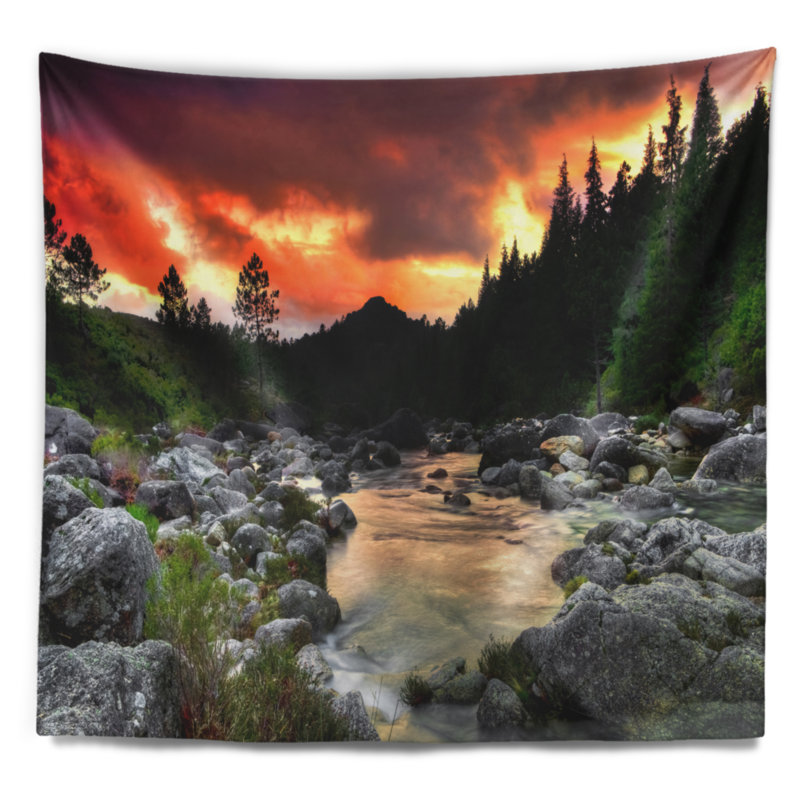 Tapisserie paysage paysage de rivière de montagne au coucher du soleil, H 32 po x l 39 po