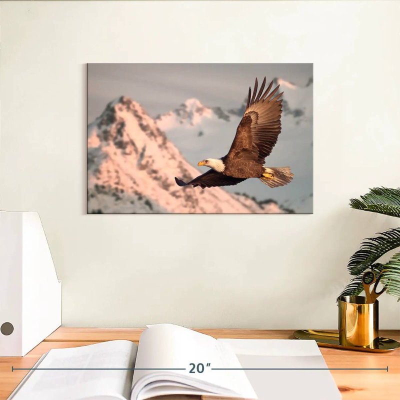 Brampt Majestic Bald Eagle, 8" H x 12" W