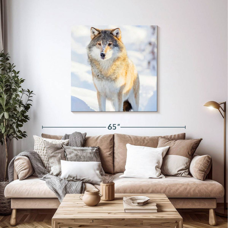 Brampt Winter Gray Wolf, 39" H x 39" W