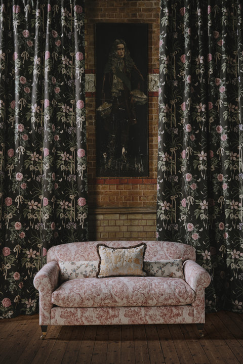 Giles Deacon