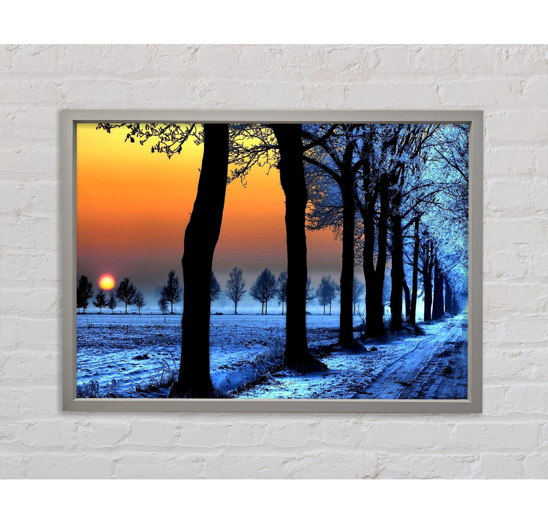 Winterlandschaft mit orangefarbenem Himmel - Einzelne Bilderrahmen Kunstdrucke auf Leinwand