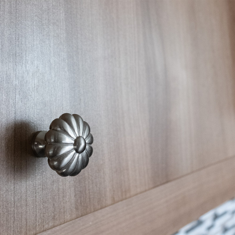 Poignée fleur CK Series, Diamètre du bouton 1,5 po, Nickel satiné