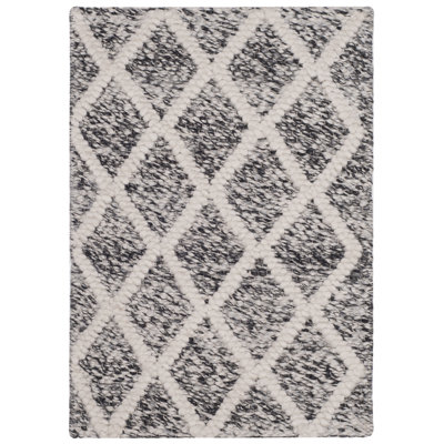 Russo Ivory Black Hand-Woven Geometric Rug