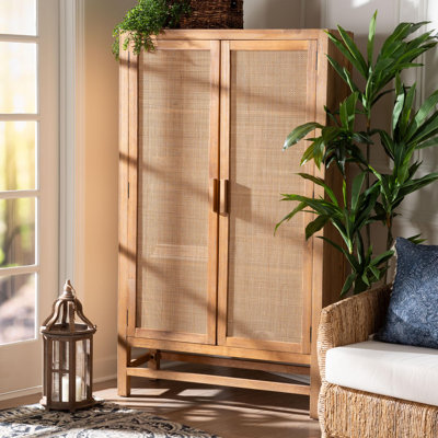 Armoire de rangement Bali & Pari Sibu avec portes en rotin - Armoire d'appoint haute avec portes doubles et quatre tablettes intérieures pour le salon, la chambre à coucher ou le bureau