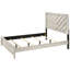 Lit simple contemporain gris beige avec détails géométriques rustiques et tête de lit