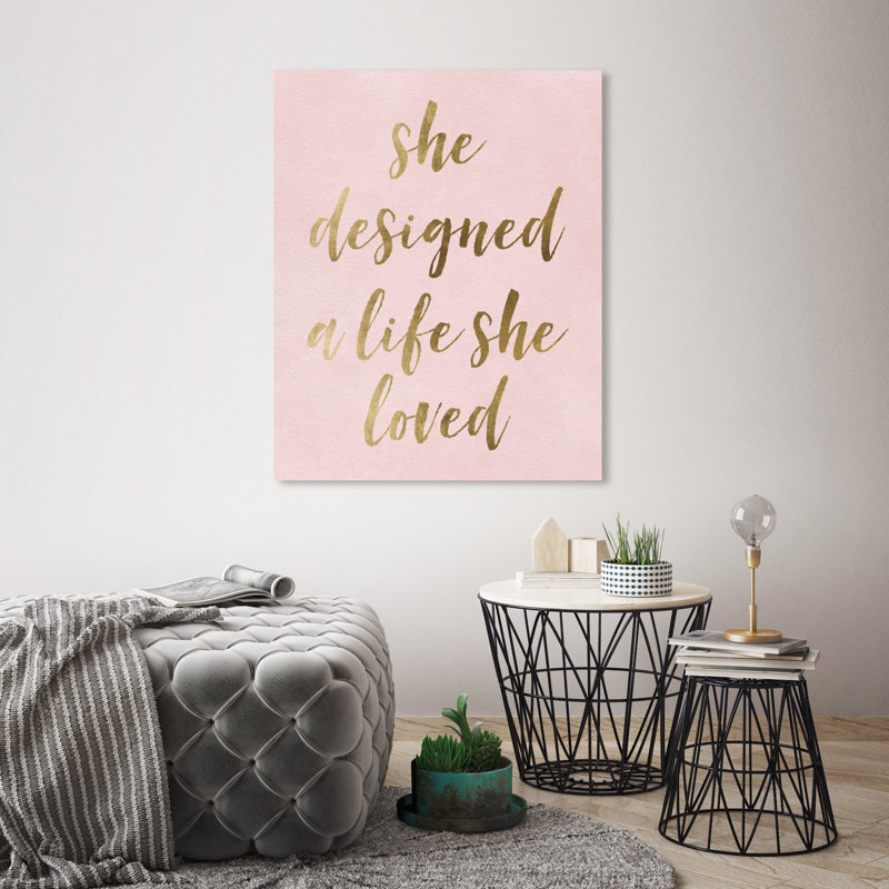 «A Life She Loved Blush Empowered Women», reproduction d'art textuel, H 30 po x l 24 po x 1,5 po, Toile tendue